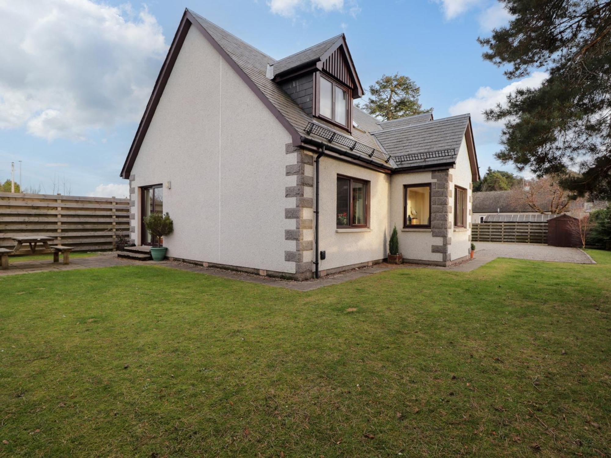 Bruach Gorm Cottage Grantown-on-Spey Bagian luar foto