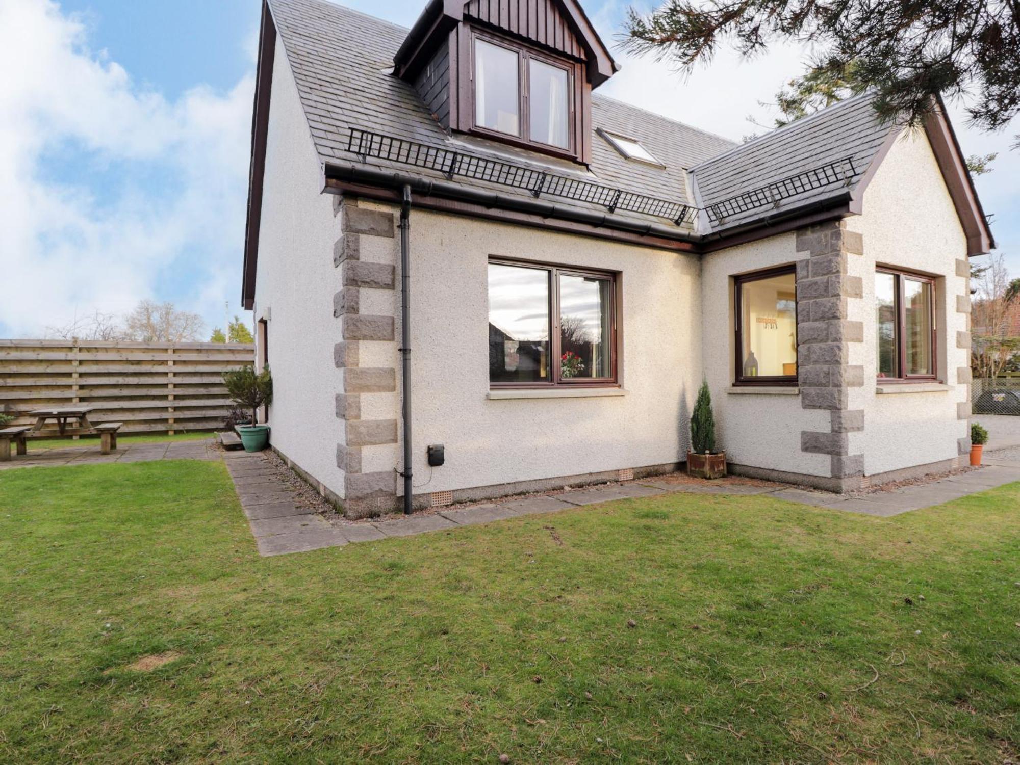Bruach Gorm Cottage Grantown-on-Spey Bagian luar foto
